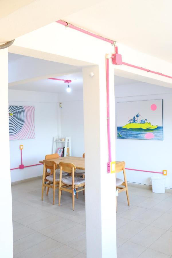 Hotel Casa Mandarine , Amazing Private Rooms W Balcony, Rooftop, Hammocks, Ac, Smartv, 100Mbs! Zihuatanejo Exterior photo